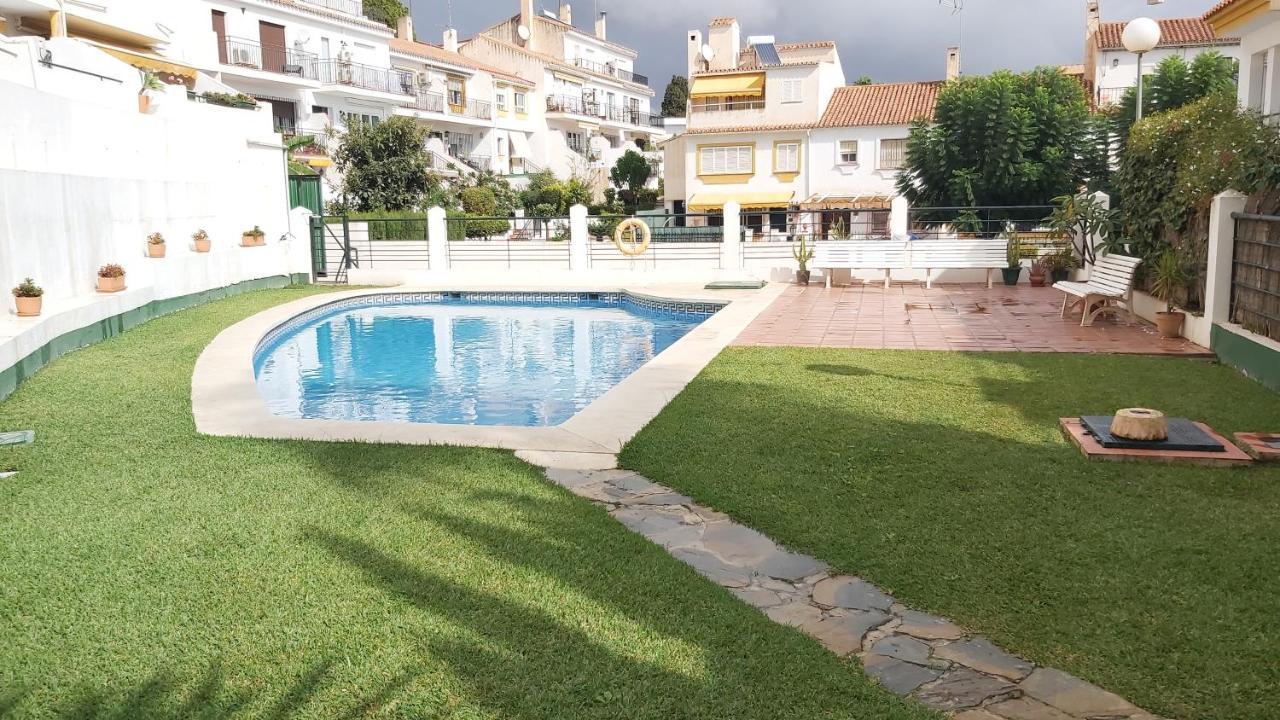 Del Parque Flats Meseta Swimmingpool Apartment Torremolinos Exterior photo